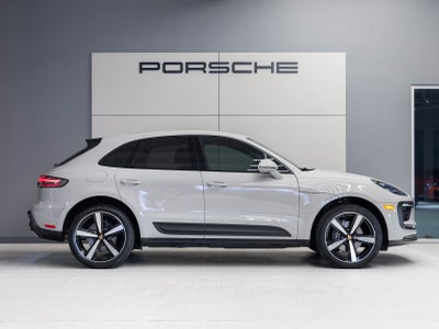 2026 Porsche Macan Macan