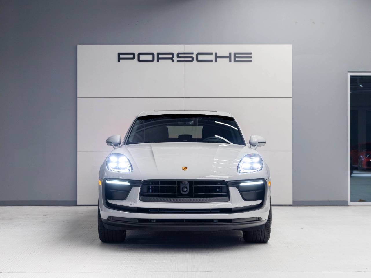 2026 Porsche Macan Macan