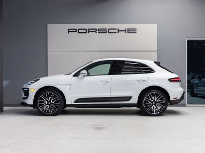 2026 Porsche Macan Macan