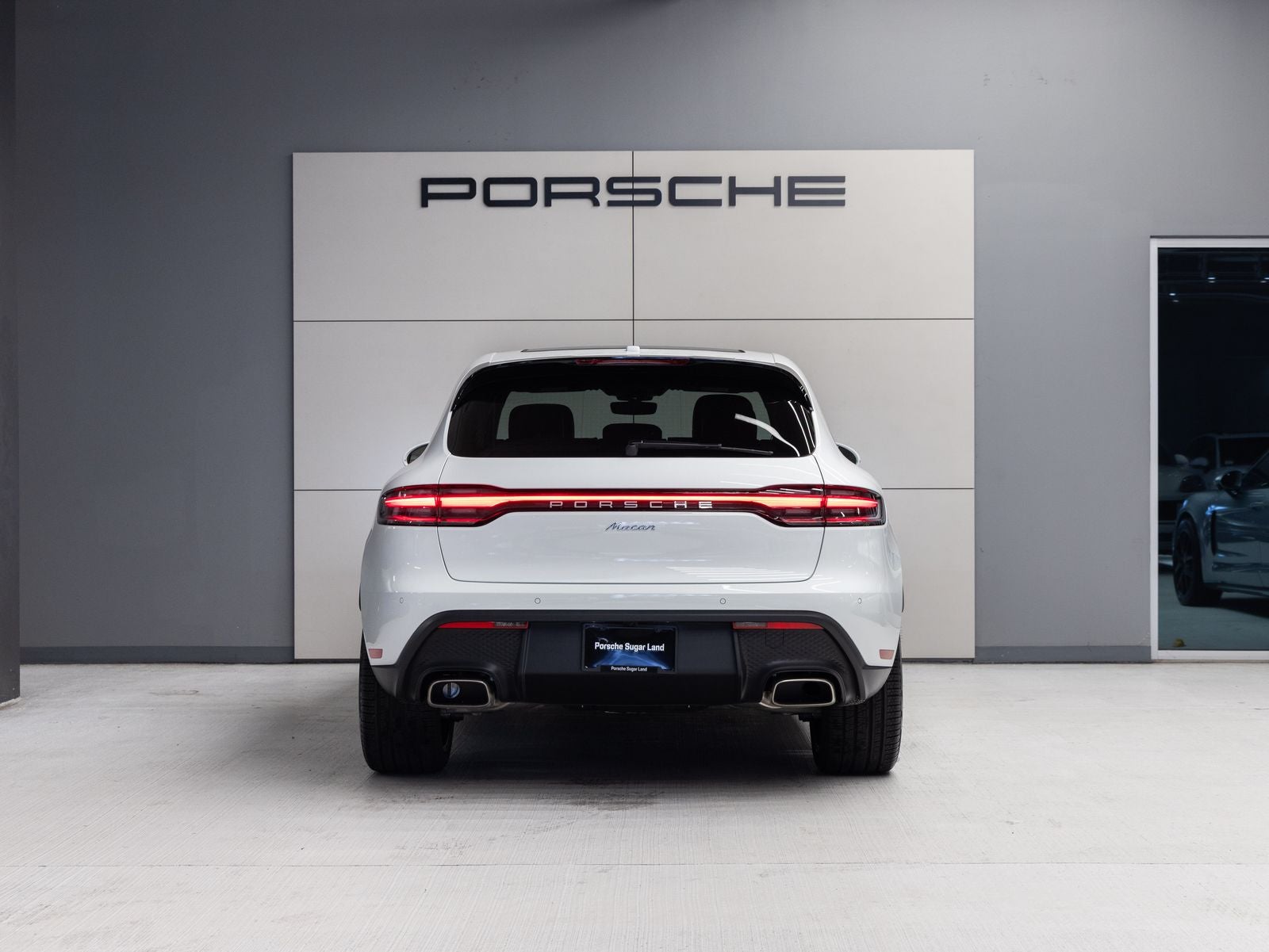 2026 Porsche Macan Macan