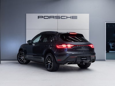 2026 Porsche Macan AWD