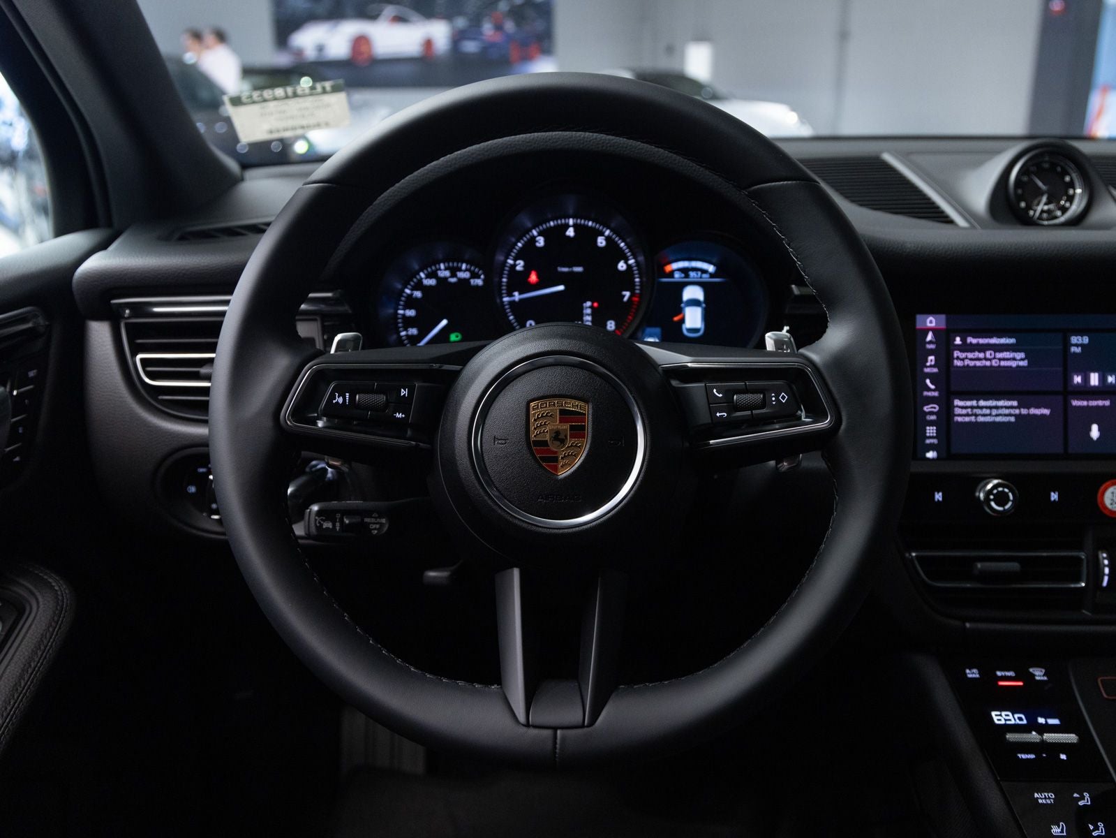 2026 Porsche Macan Macan