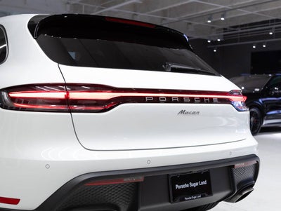 2026 Porsche Macan Macan