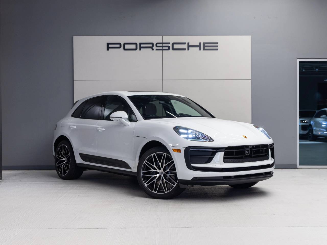 2026 Porsche Macan Macan