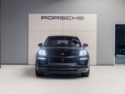 2023 Porsche Macan Macan (MY23)