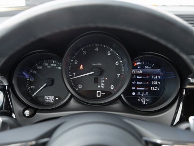 2023 Porsche Macan Macan (MY23)