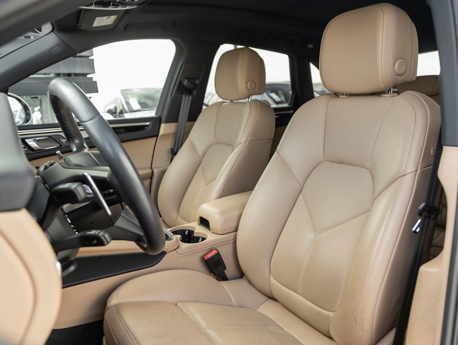 2023 Porsche Macan Macan (MY23)