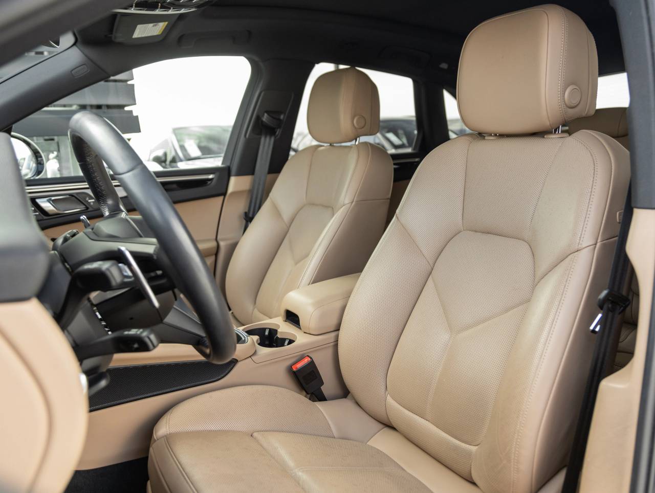 2023 Porsche Macan Macan (MY23)