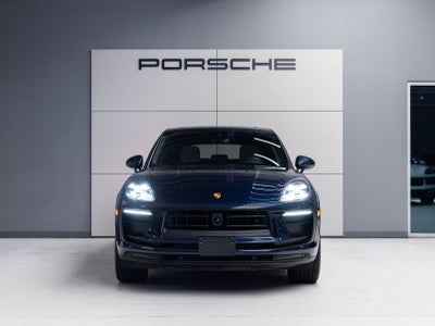 2023 Porsche Macan Macan (MY23)