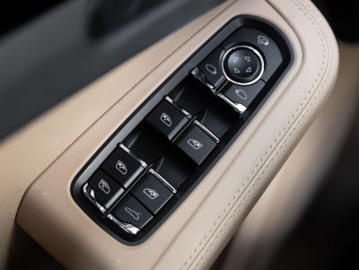2023 Porsche Macan Macan (MY23)