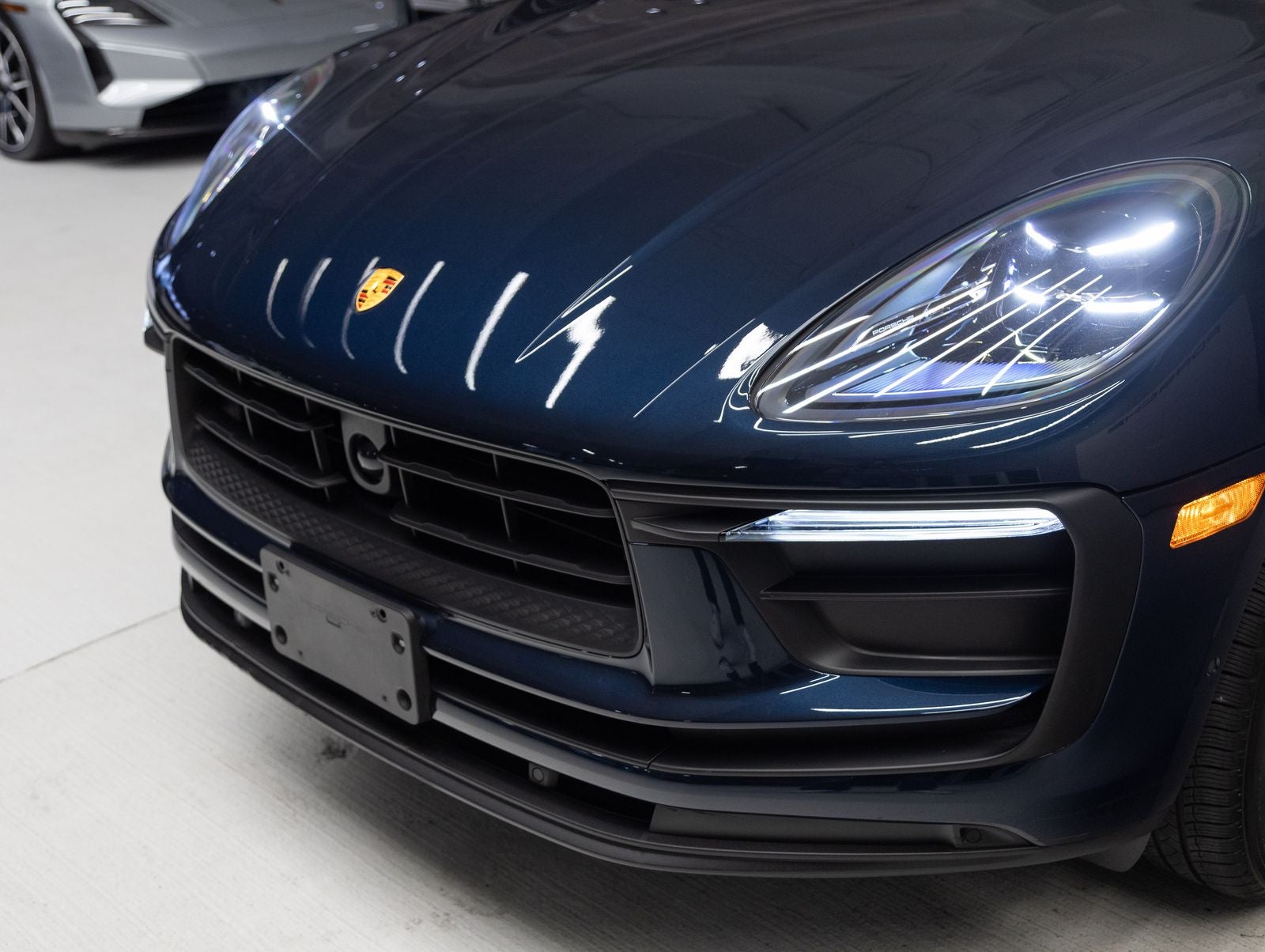 2023 Porsche Macan Macan (MY23)
