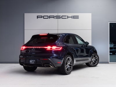 2023 Porsche Macan Macan (MY23)