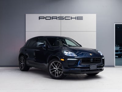 2023 Porsche Macan Macan (MY23)