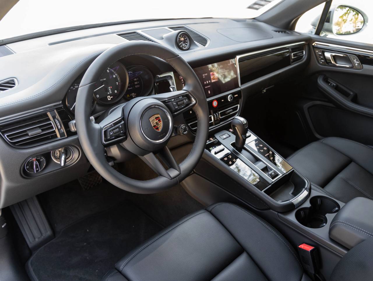 2026 Porsche Macan Macan