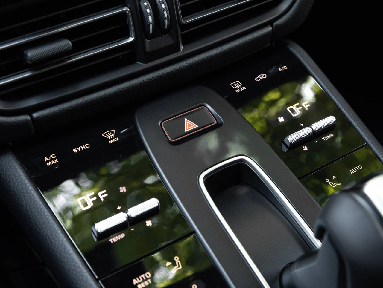 2026 Porsche Macan T