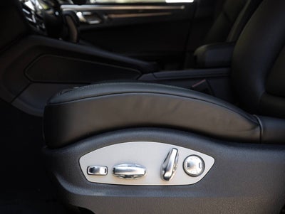 2026 Porsche Macan T