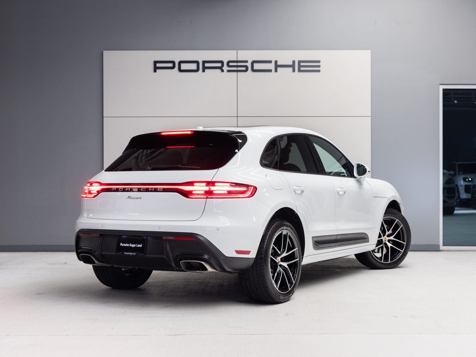 2026 Porsche Macan Macan