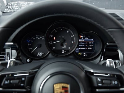 2026 Porsche Macan Macan