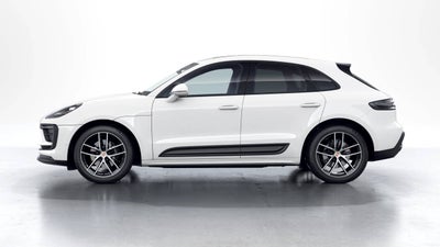 2026 Porsche Macan AWD