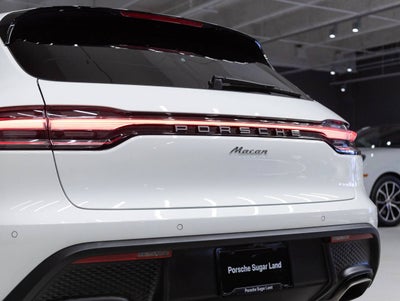 2026 Porsche Macan Macan