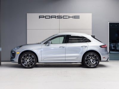 2024 Porsche Macan Macan (MY24)
