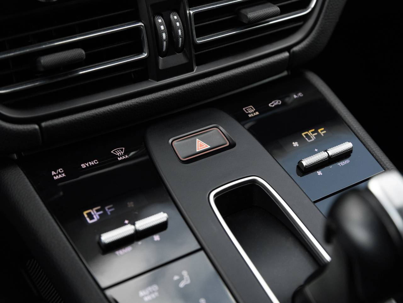 2024 Porsche Macan Macan (MY24)