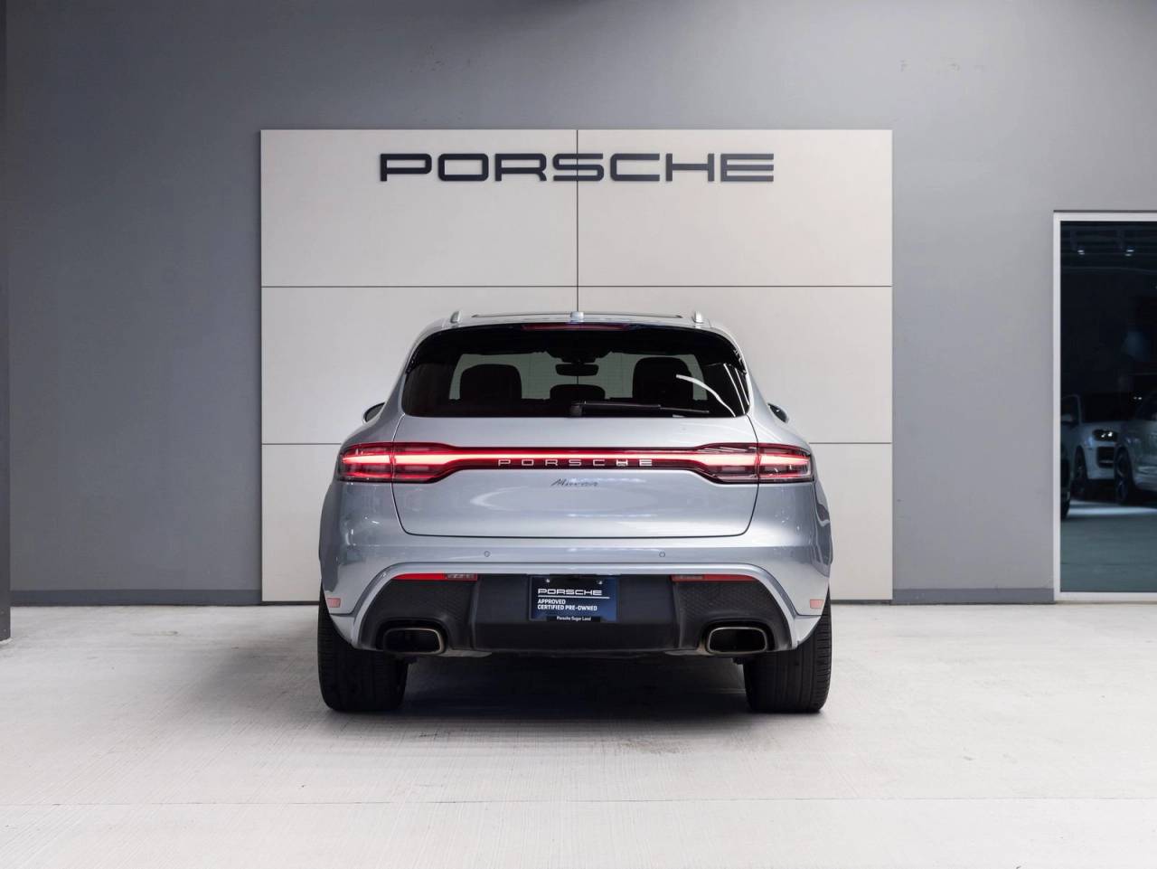 2024 Porsche Macan AWD