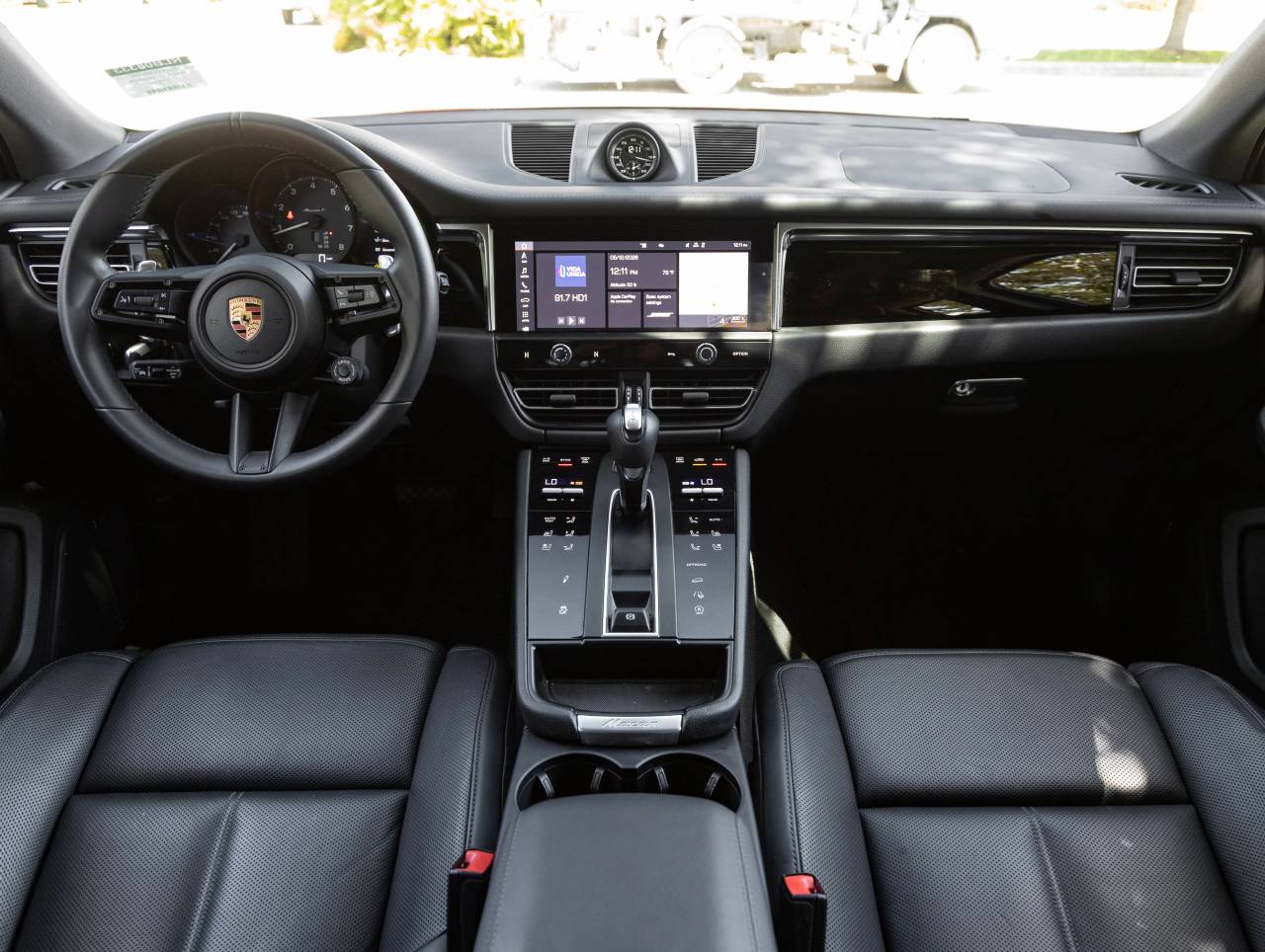 2024 Porsche Macan T
