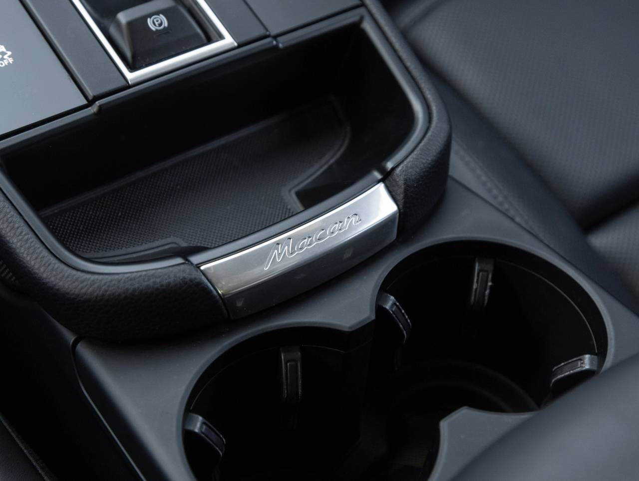 2024 Porsche Macan T