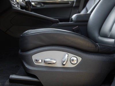 2024 Porsche Macan T