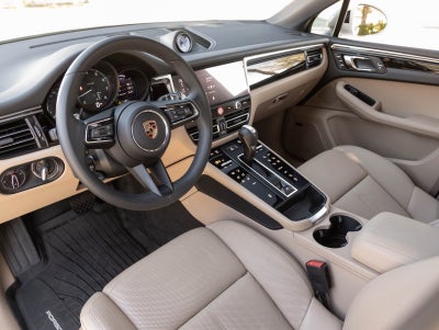 2025 Porsche Macan Macan