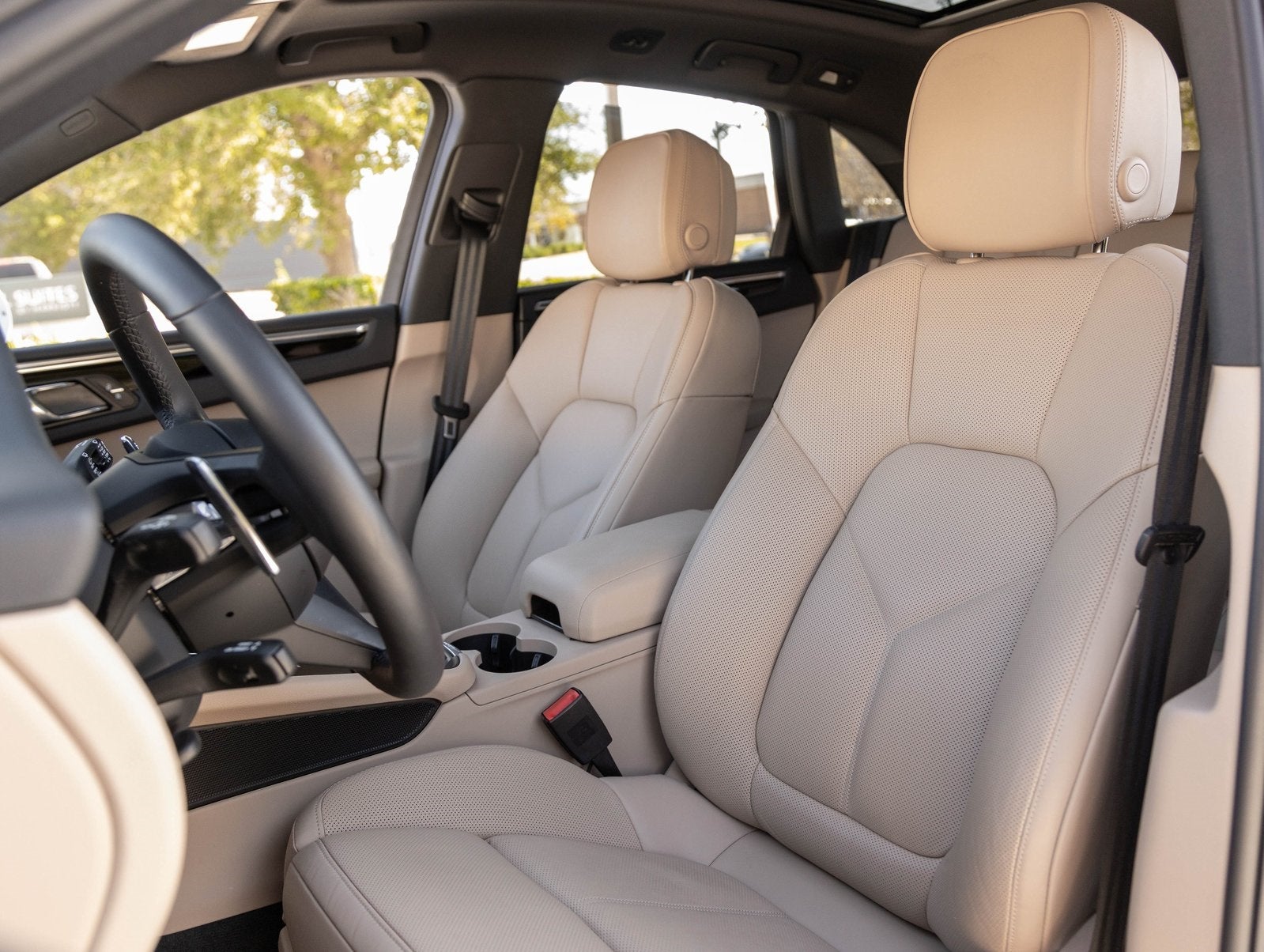 2025 Porsche Macan Macan