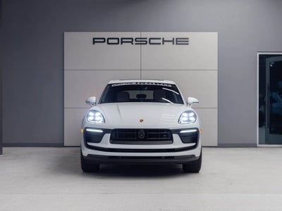 2025 Porsche Macan Macan