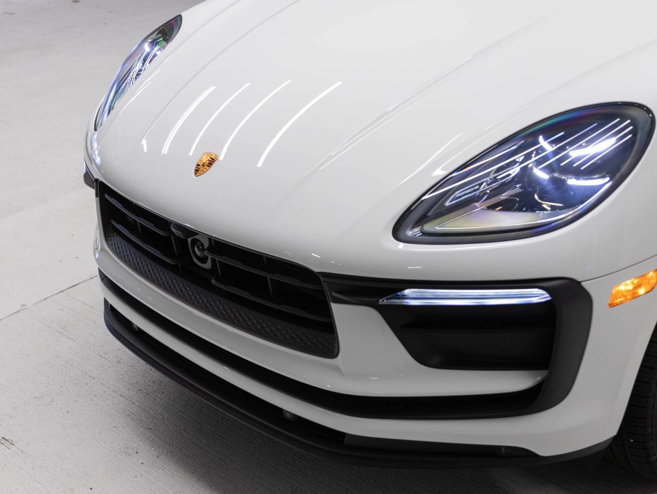 2025 Porsche Macan Macan