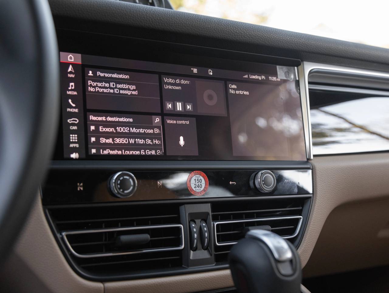 2025 Porsche Macan Macan