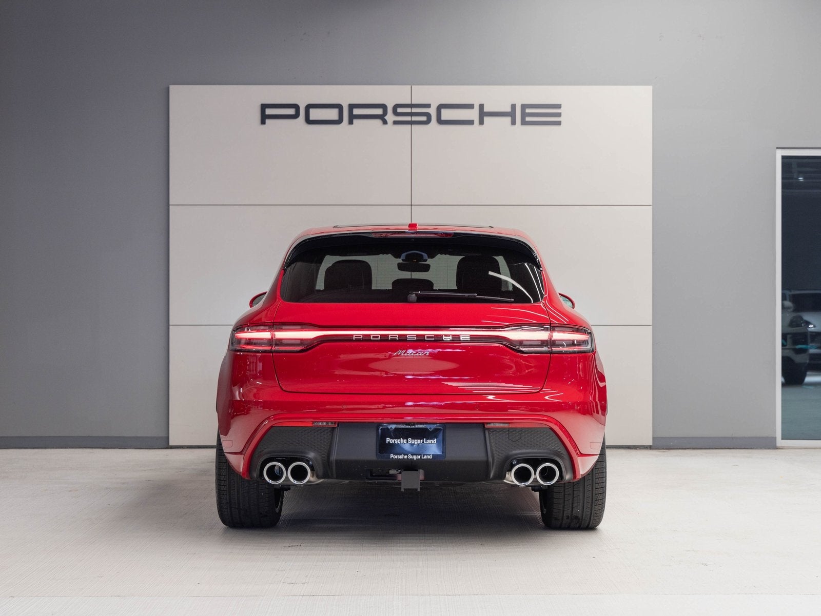 2025 Porsche Macan Macan