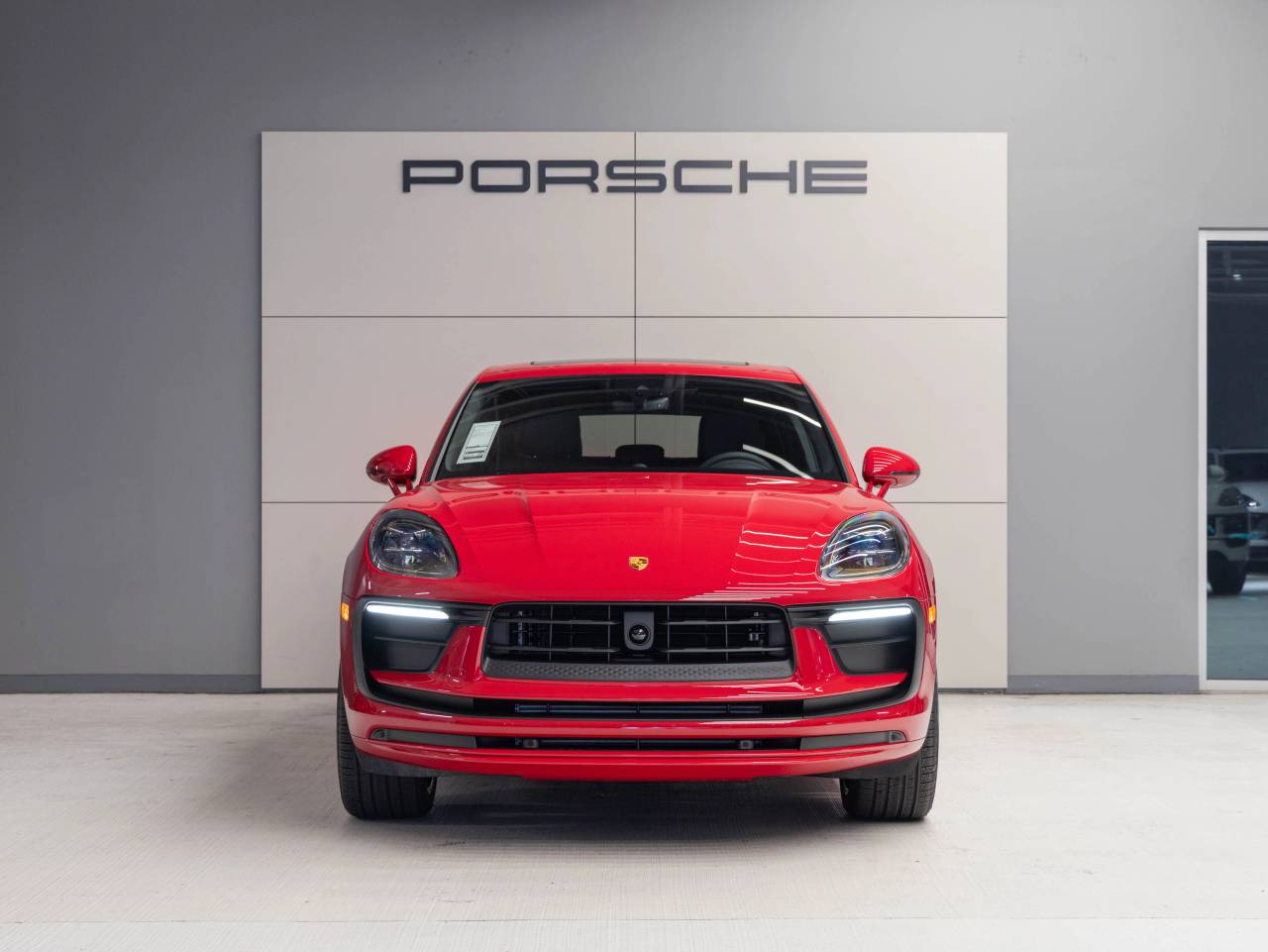 2025 Porsche Macan Macan