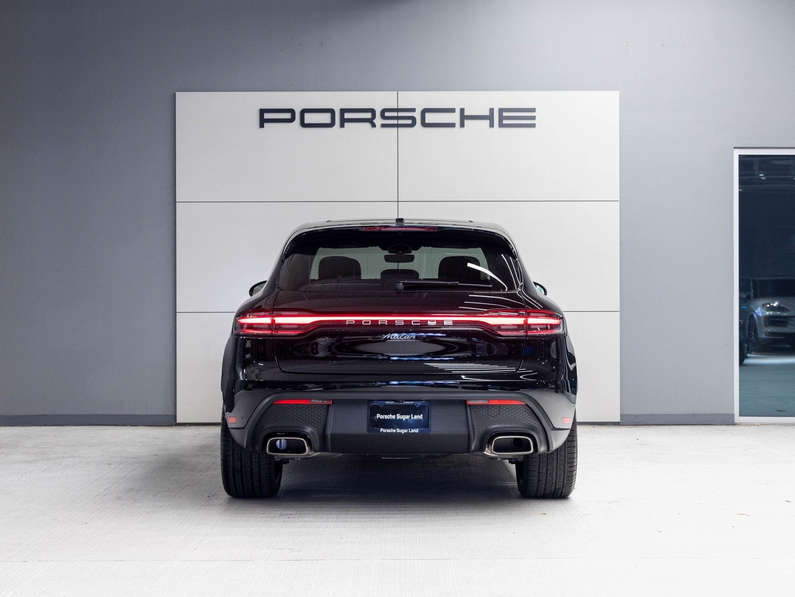 2026 Porsche Macan Macan
