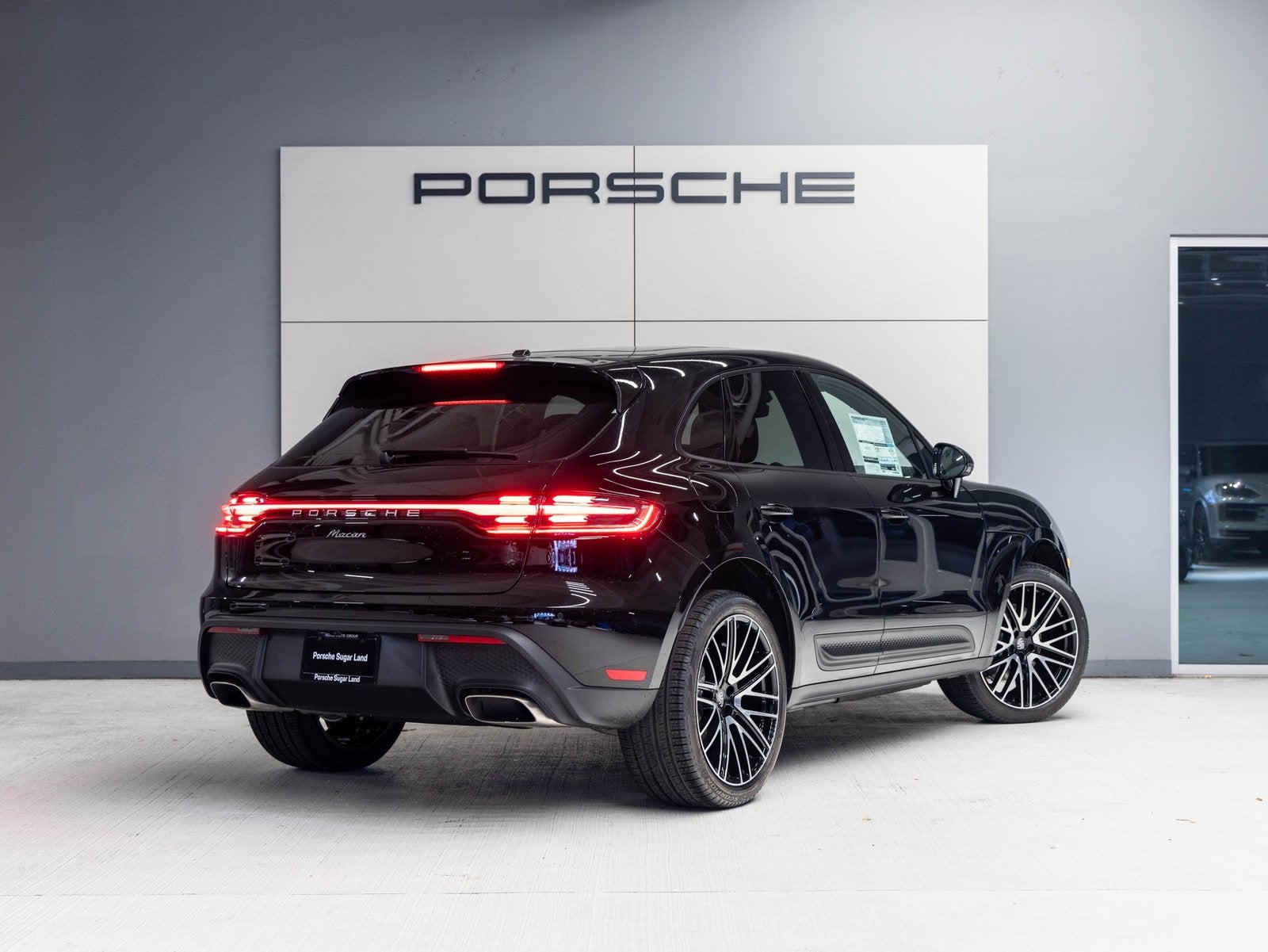 2026 Porsche Macan Macan