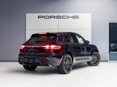 2026 Porsche Macan Macan