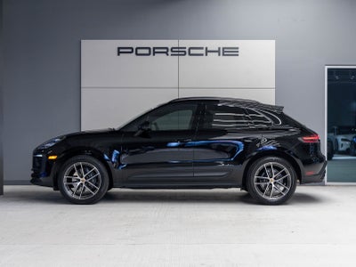 2026 Porsche Macan Macan