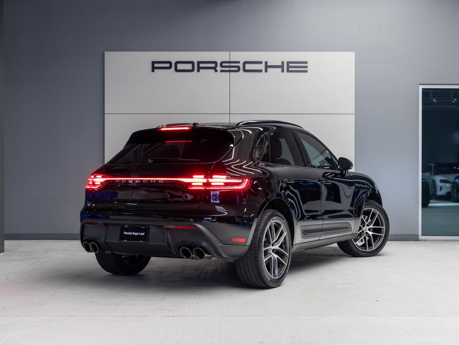 2026 Porsche Macan Macan