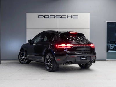 2026 Porsche Macan Macan