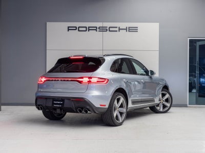 2026 Porsche Macan Macan