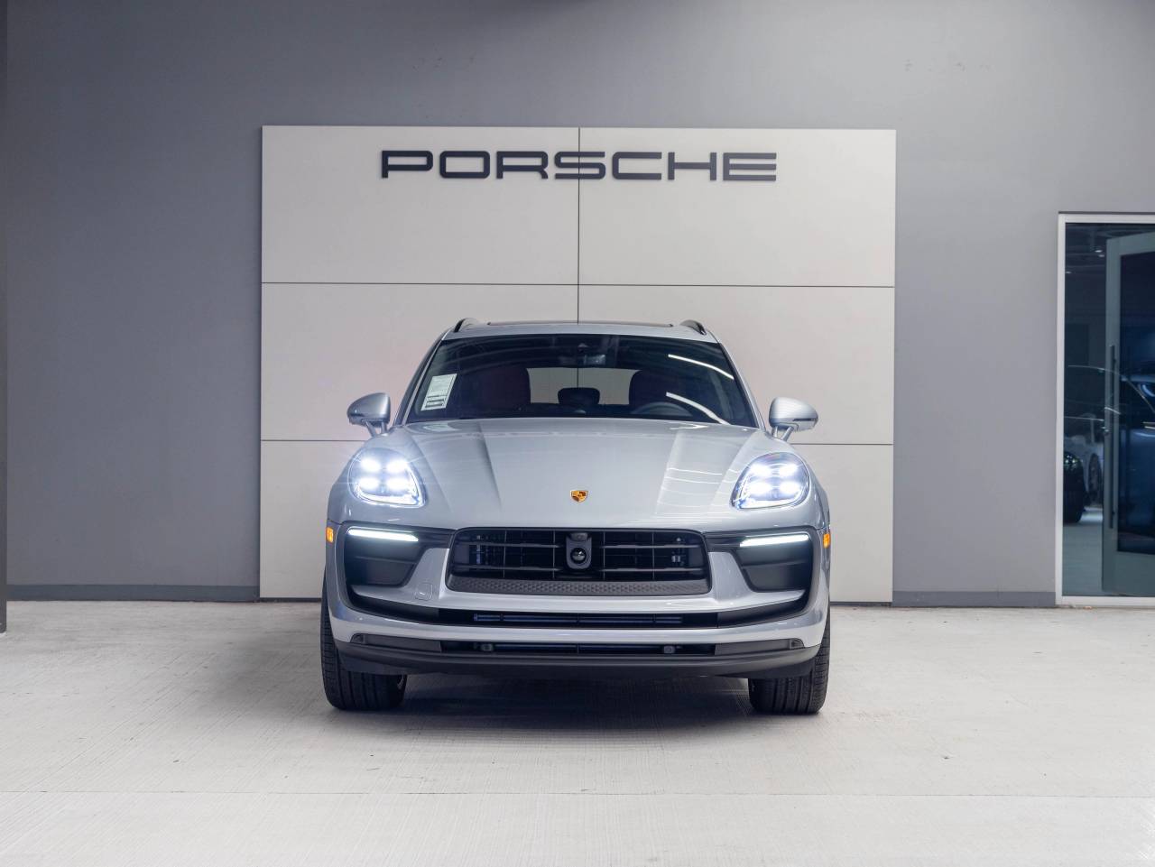 2026 Porsche Macan Macan