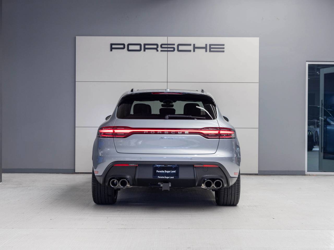 2026 Porsche Macan Macan