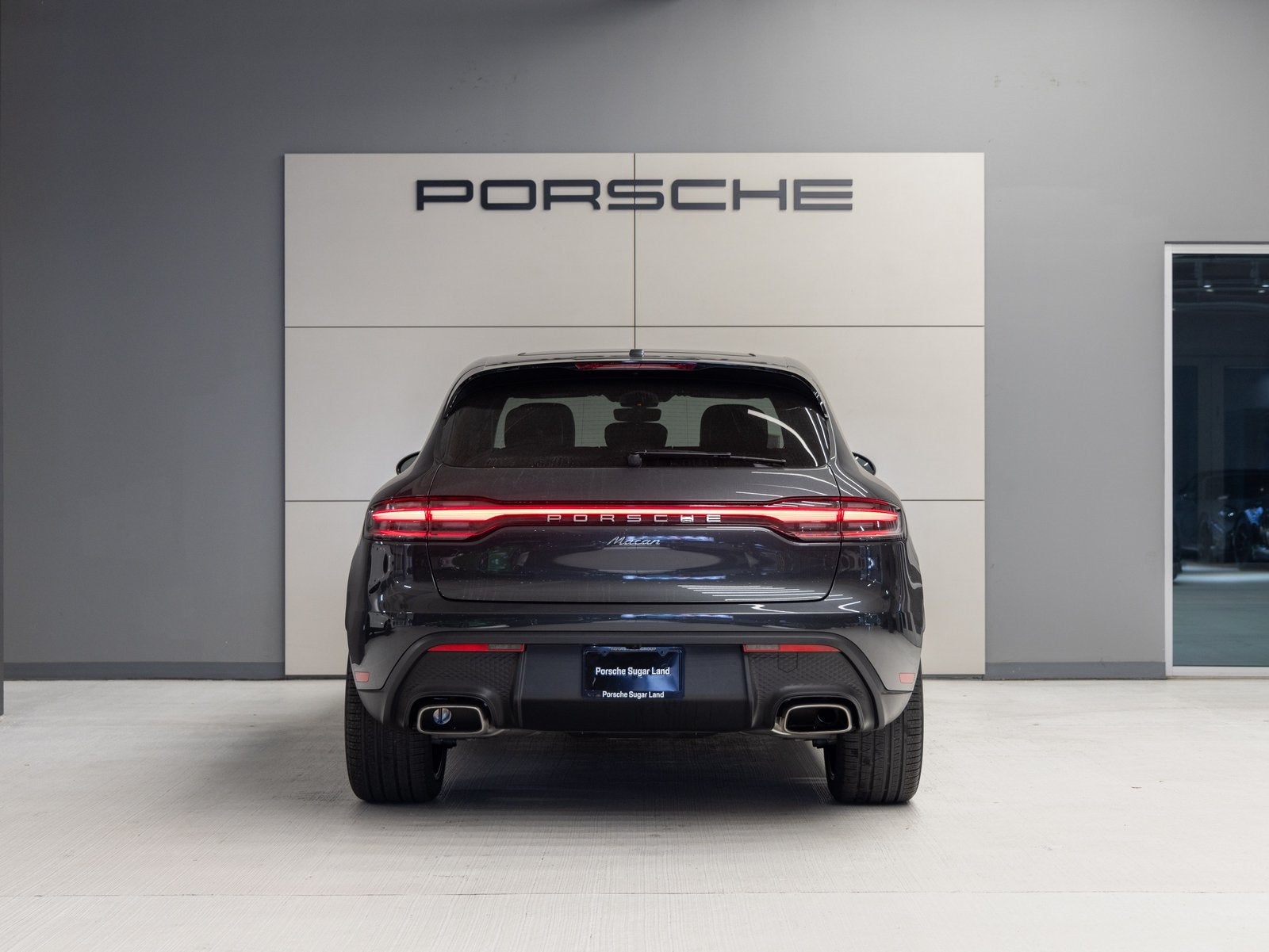 2026 Porsche Macan Macan
