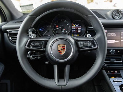 2026 Porsche Macan Macan