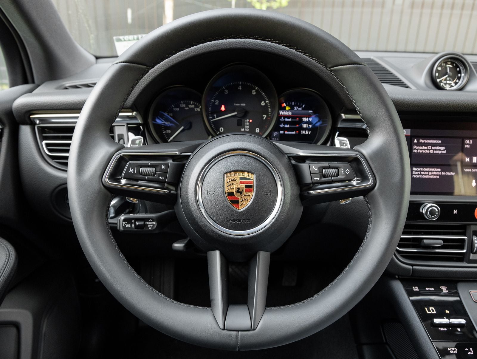 2026 Porsche Macan AWD