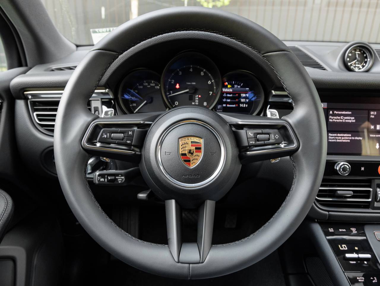 2026 Porsche Macan AWD